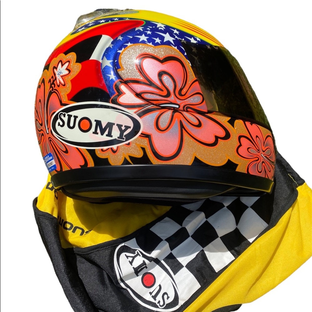 Suomy Ventura Defender Hawaiian Flower Helmet.